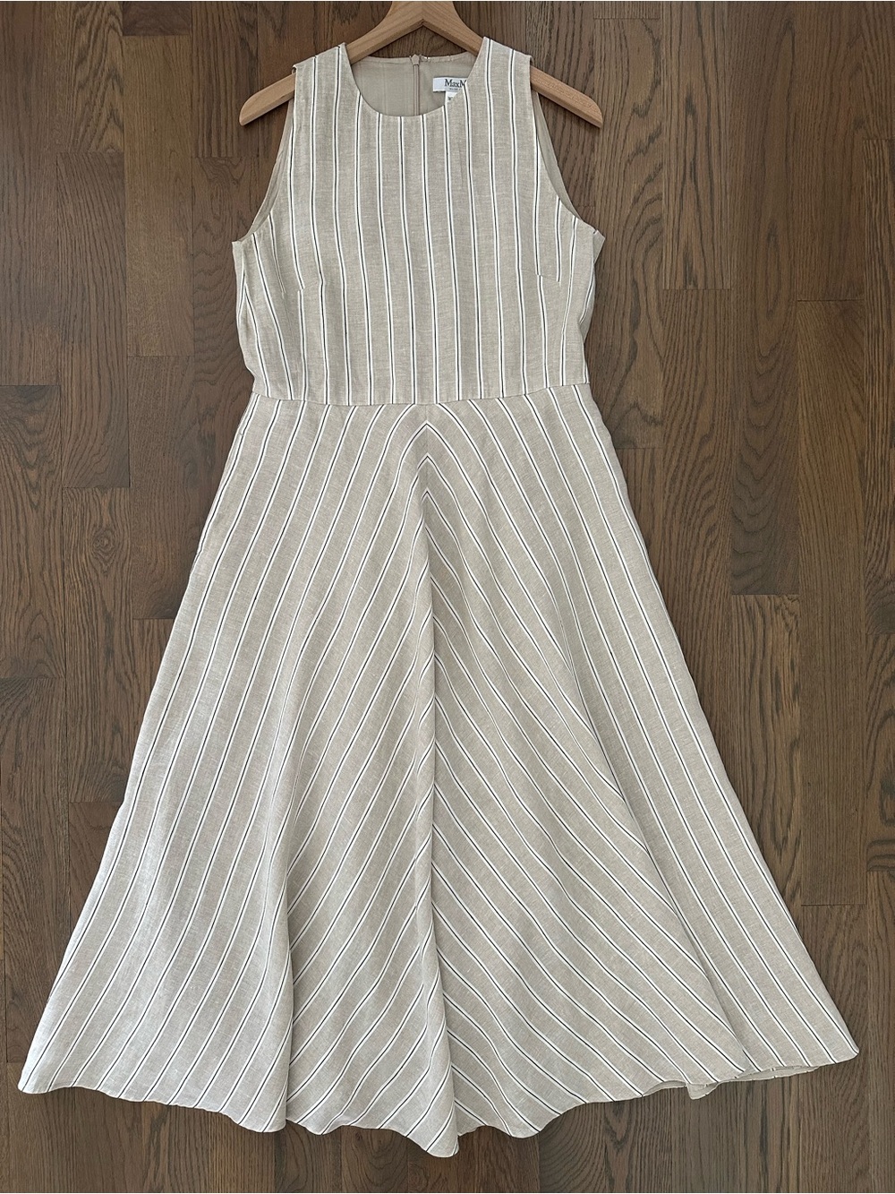 Max Mara Striped Round Neck Sleeveless Maxi Dress in Beige, Cream, Black Size 14